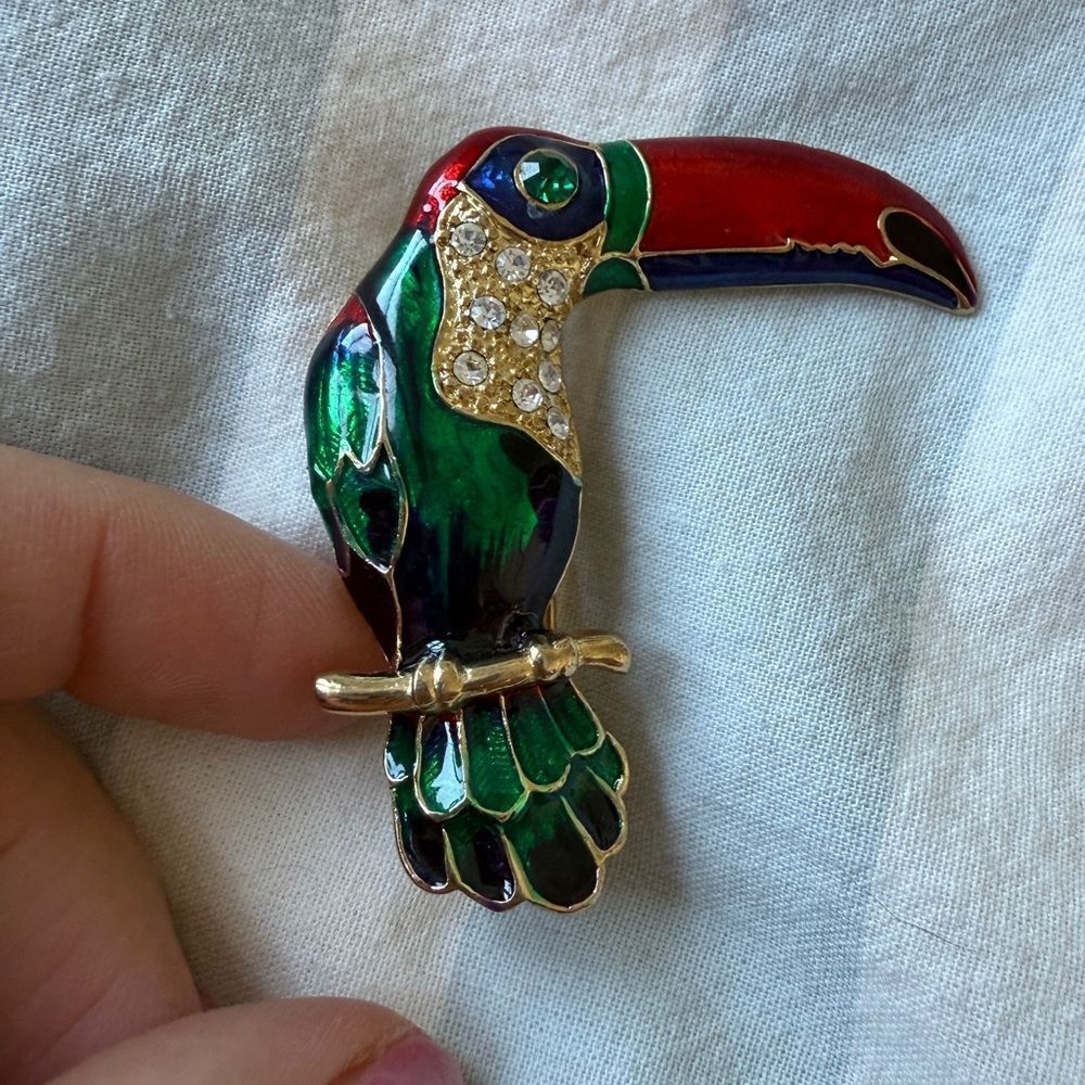 Vibrant Vintage Enamel Toucan Brooch